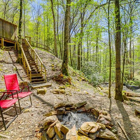 Creekside Whittier Cabin With Fire Pit Near Hiking! Bagian luar foto