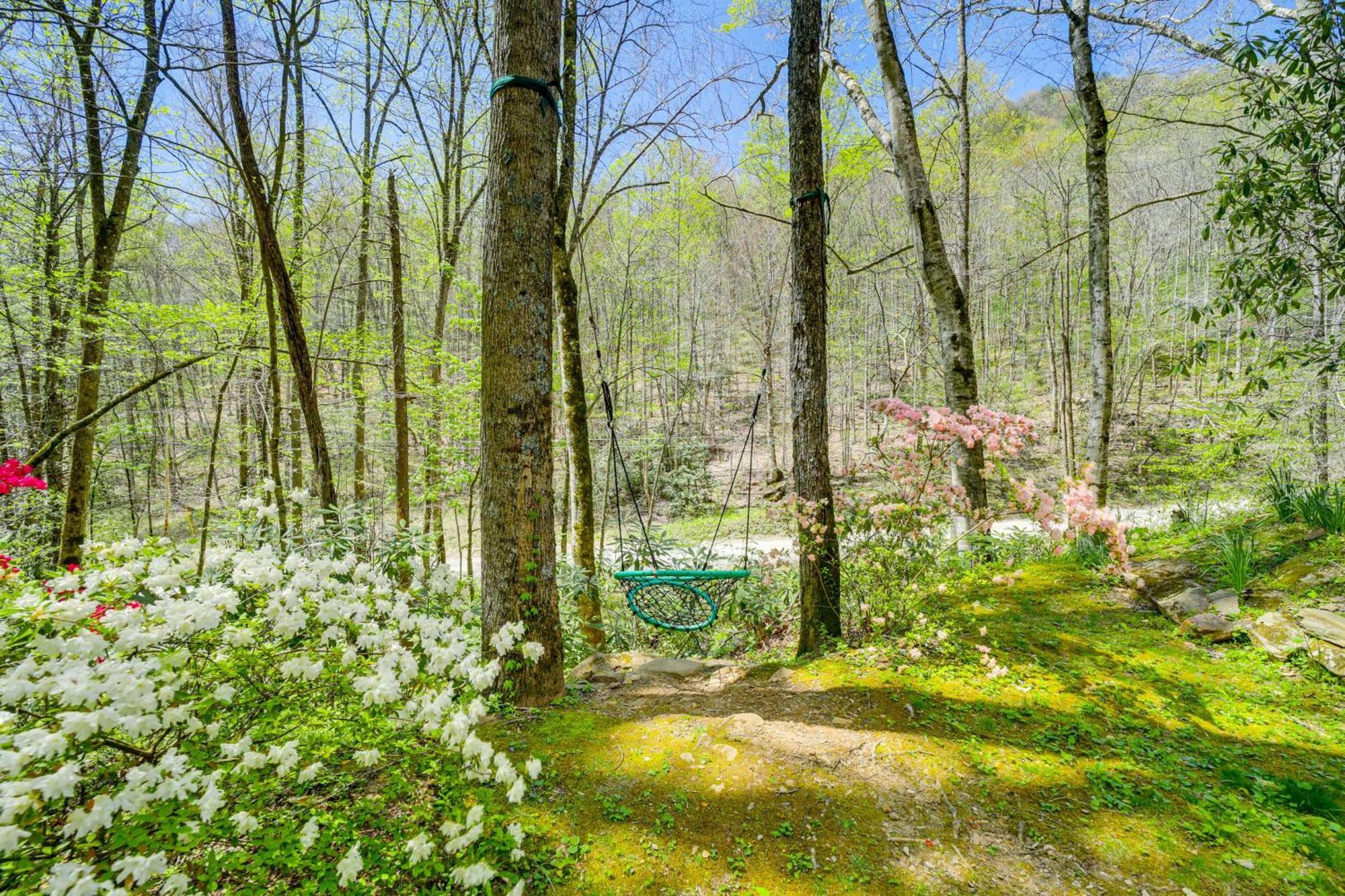 Creekside Whittier Cabin With Fire Pit Near Hiking! Bagian luar foto